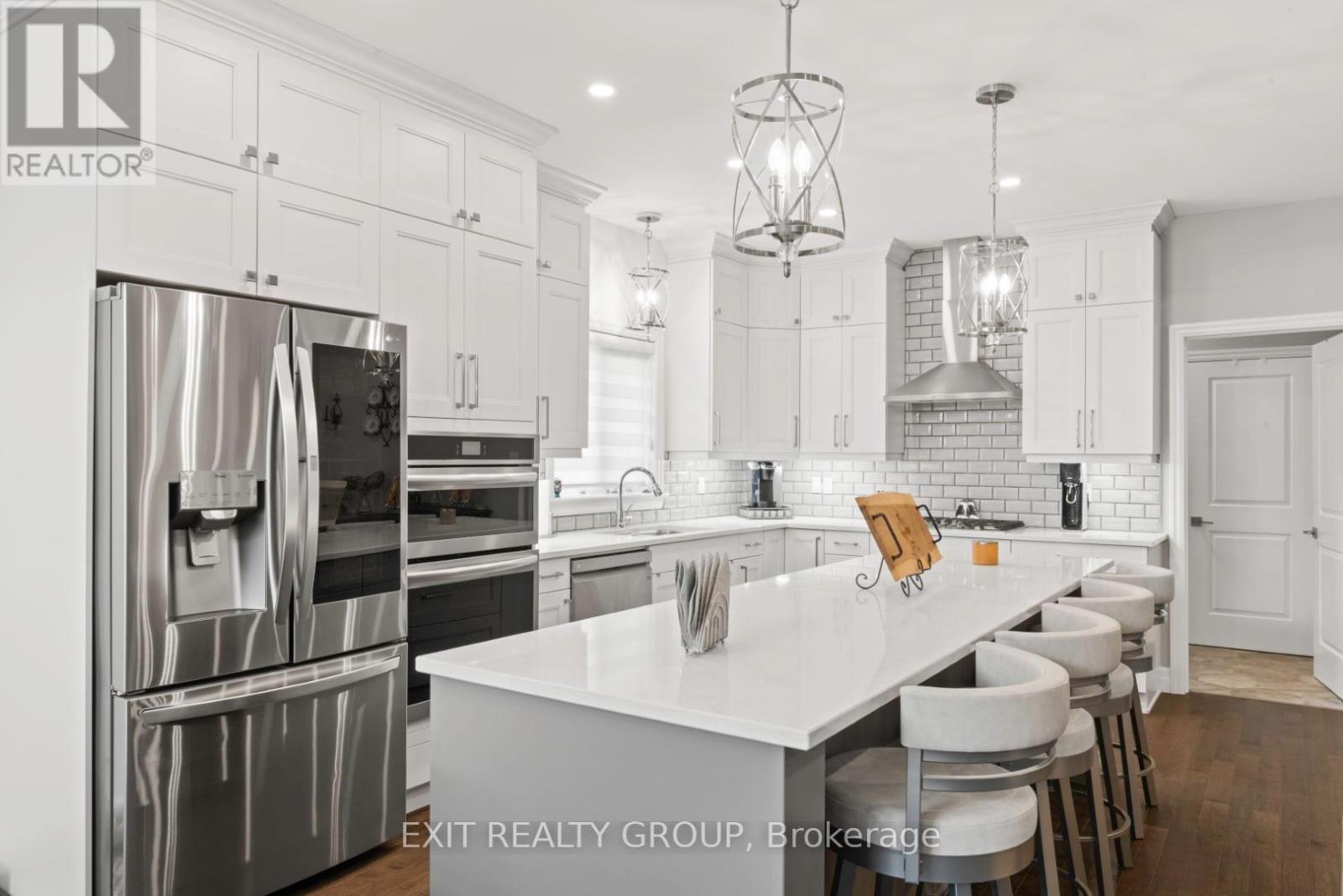 86 Essex Drive, Belleville, Ontario  K8N 0J1 - Photo 11 - X12666386