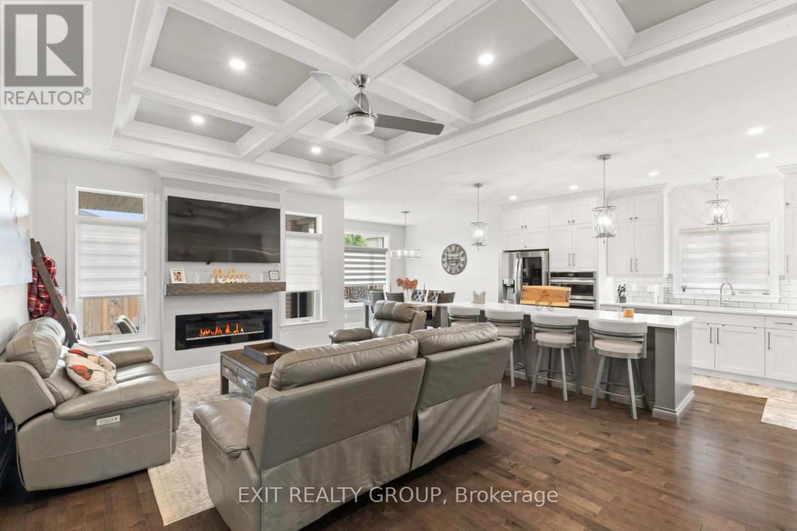 86 Essex Drive, Belleville, Ontario  K8N 0J1 - Photo 7 - X12666386