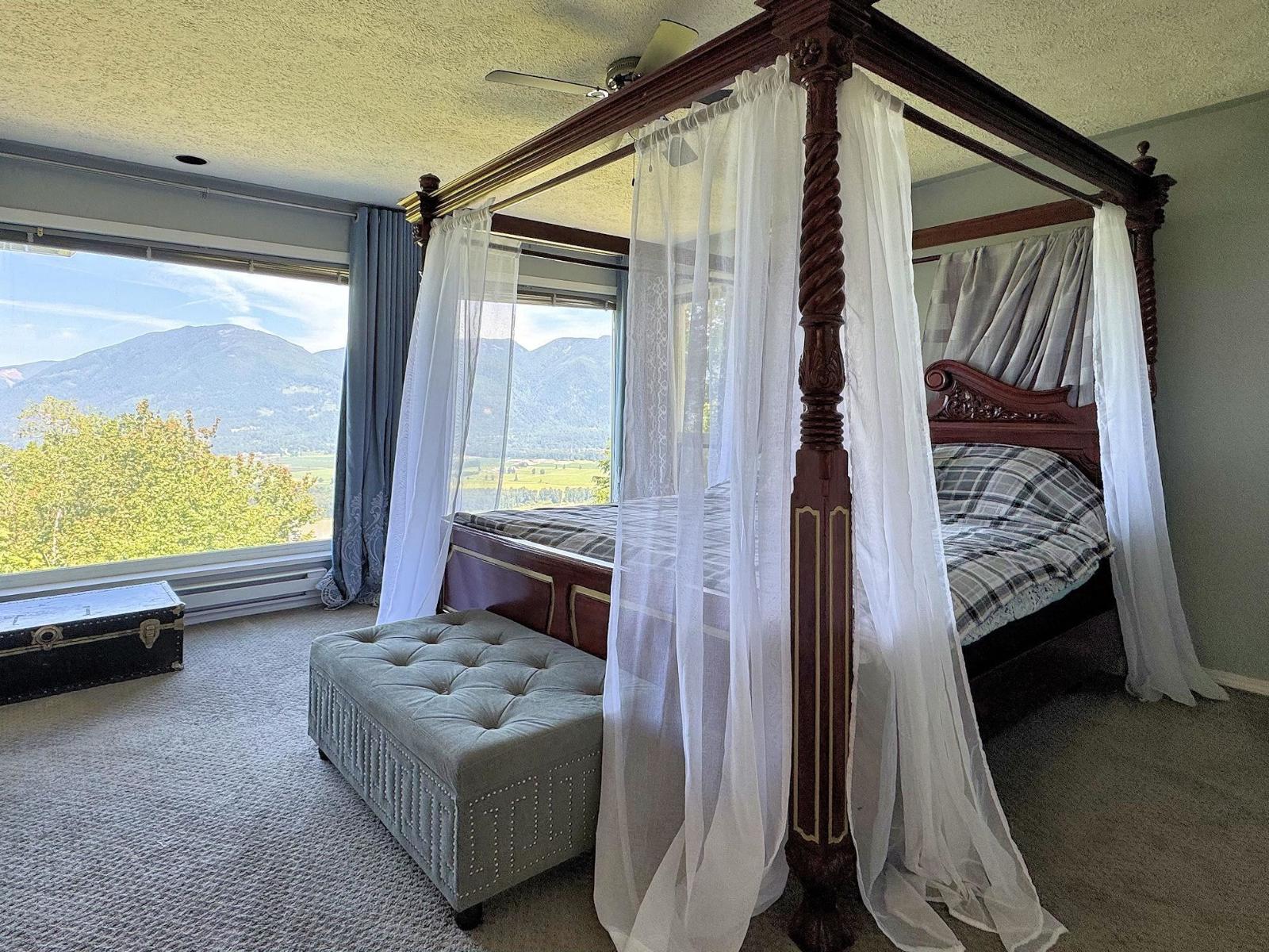 8439 Grand View Drive, Chilliwack Mountain, Chilliwack, British Columbia  V2R 4A2 - Photo 16 - R3076369