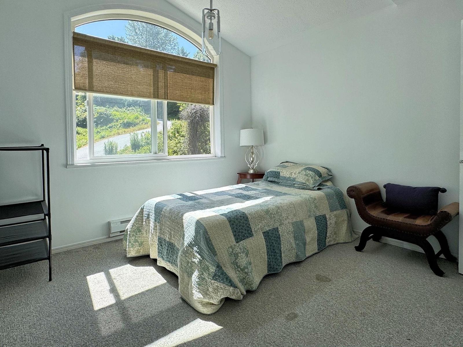 8439 Grand View Drive, Chilliwack Mountain, Chilliwack, British Columbia  V2R 4A2 - Photo 21 - R3076369