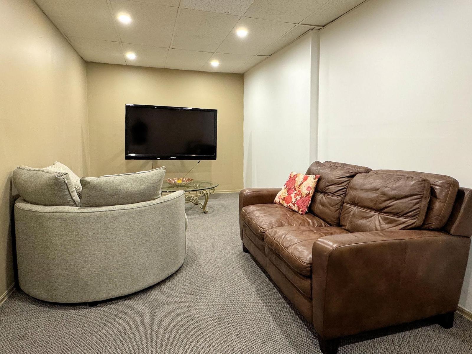 8439 Grand View Drive, Chilliwack Mountain, Chilliwack, British Columbia  V2R 4A2 - Photo 28 - R3076369