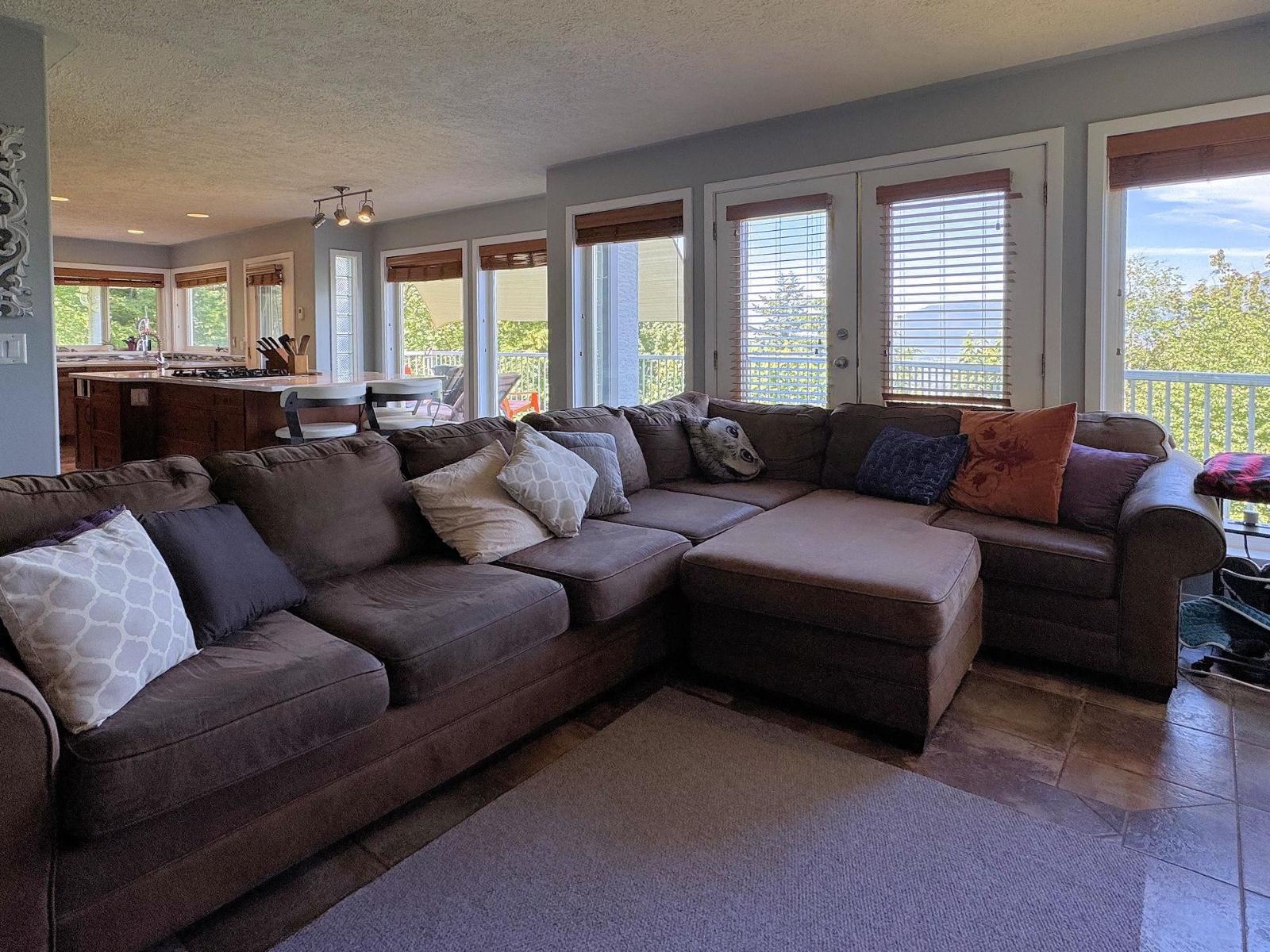 8439 Grand View Drive, Chilliwack Mountain, Chilliwack, British Columbia  V2R 4A2 - Photo 13 - R3076369