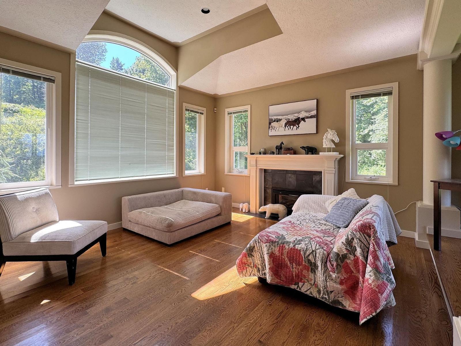 8439 Grand View Drive, Chilliwack Mountain, Chilliwack, British Columbia  V2R 4A2 - Photo 6 - R3076369