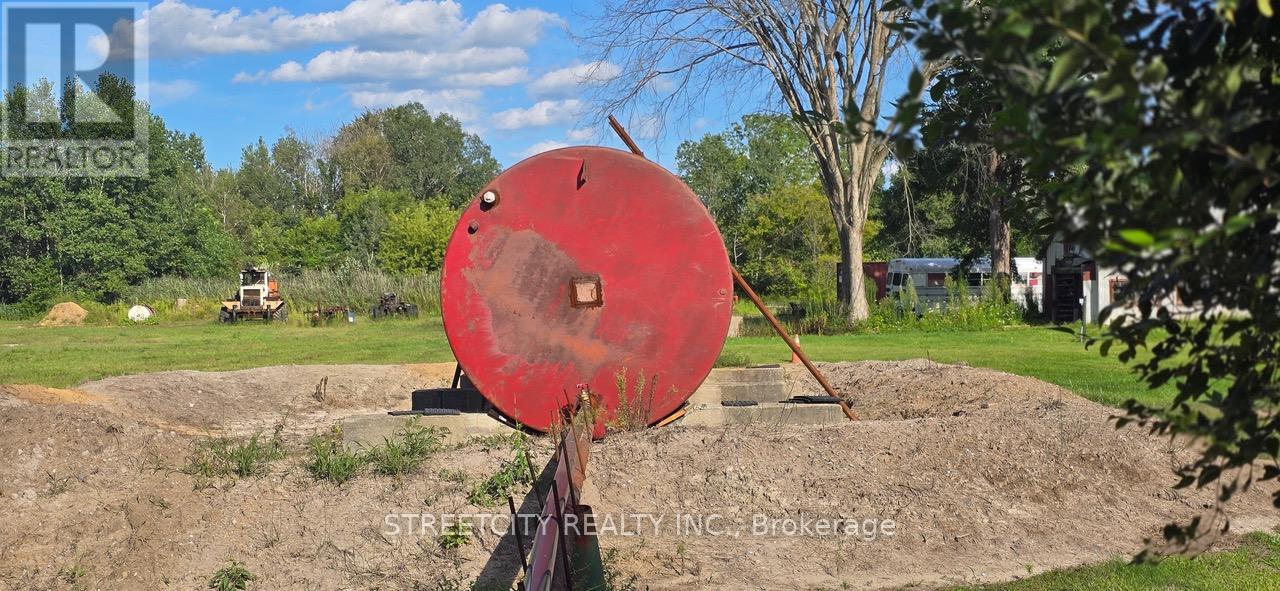 29771 Zone Road, Chatham-Kent (Bothwell), Ontario  N0P 1C0 - Photo 15 - X12669206