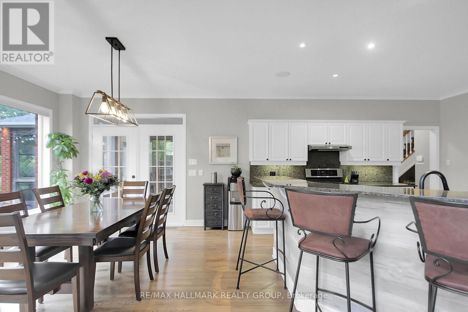 13 Beechgrove Gardens, Ottawa, Ontario  K2S 1W5 - Photo 20 - X12669256