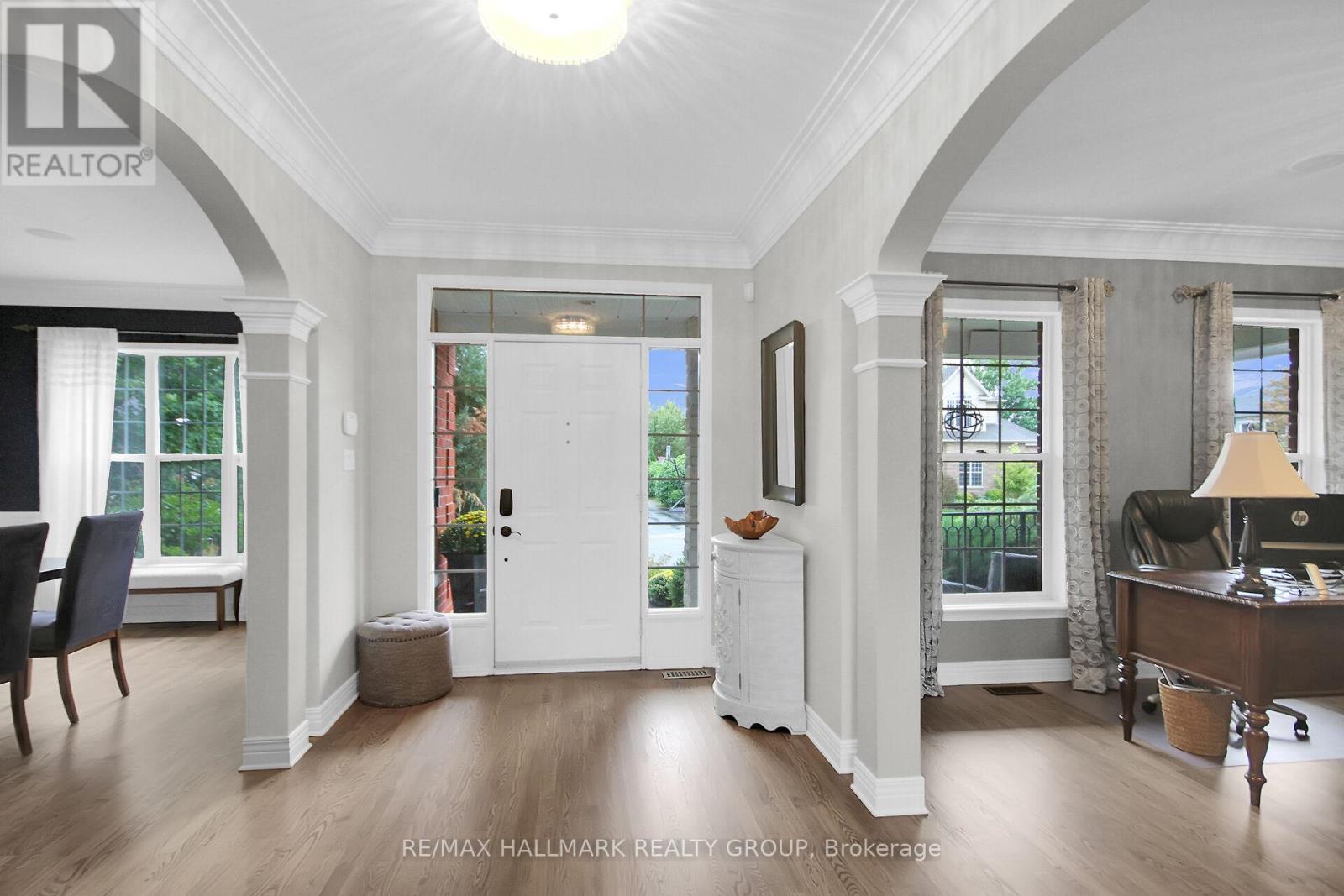 13 Beechgrove Gardens, Ottawa, Ontario  K2S 1W5 - Photo 6 - X12669256