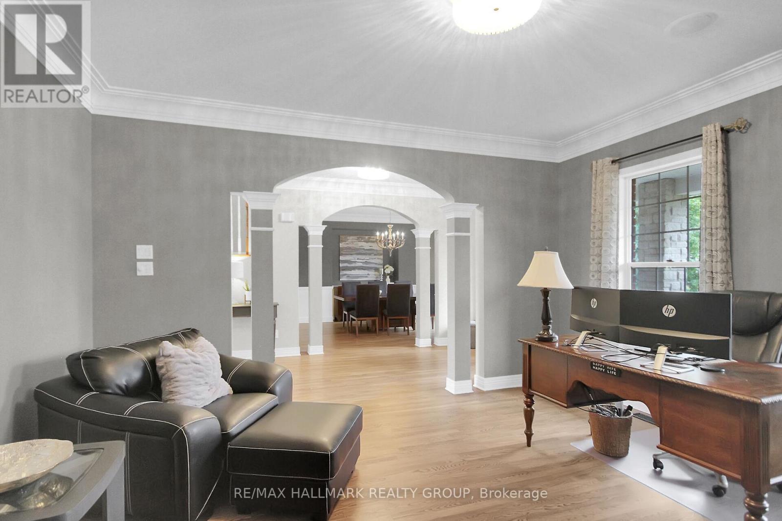 13 Beechgrove Gardens, Ottawa, Ontario  K2S 1W5 - Photo 8 - X12669256