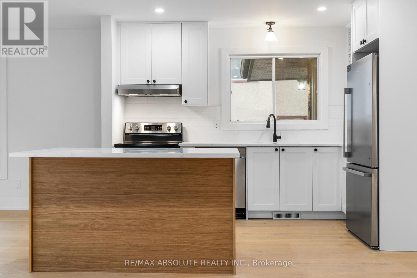 14 Mulvagh Avenue, Ottawa, Ontario  K2E 6M6 - Photo 8 - X12669300