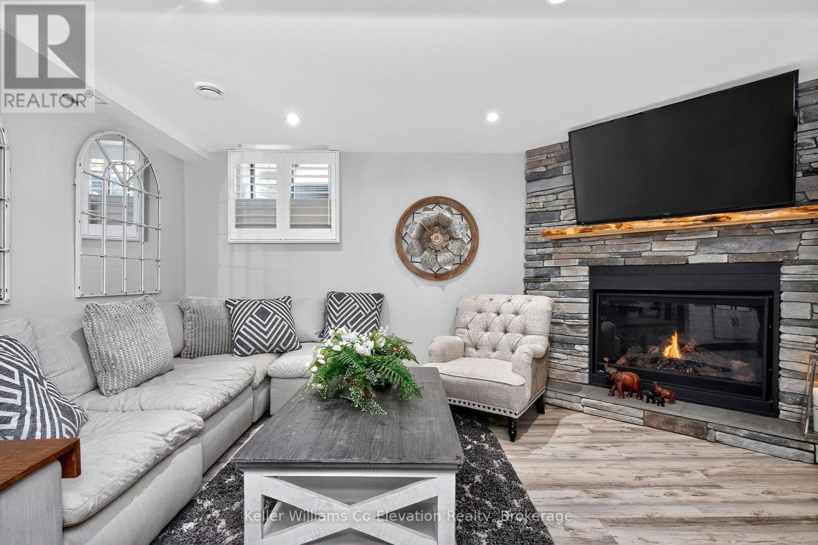 136 Birchwood Drive, Barrie, Ontario  L4M 6Y1 - Photo 33 - S12398394