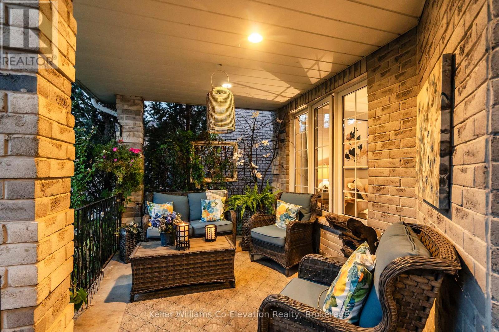 136 Birchwood Drive, Barrie, Ontario  L4M 6Y1 - Photo 5 - S12398394