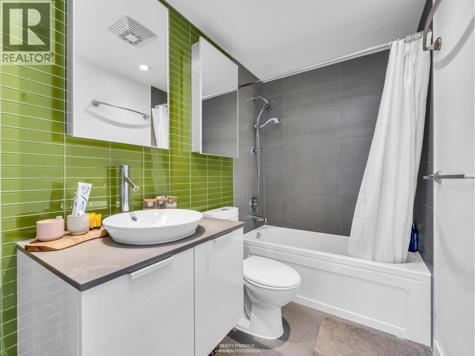 908 128 W Cordova Street, Vancouver, British Columbia  V6B 0E6 - Photo 9 - R3076514