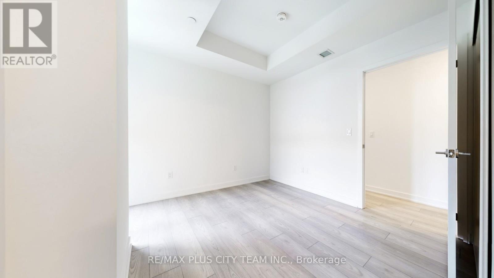 711 - 1007 The Queensway, Toronto, Ontario  M8Z 0H4 - Photo 13 - W12595534