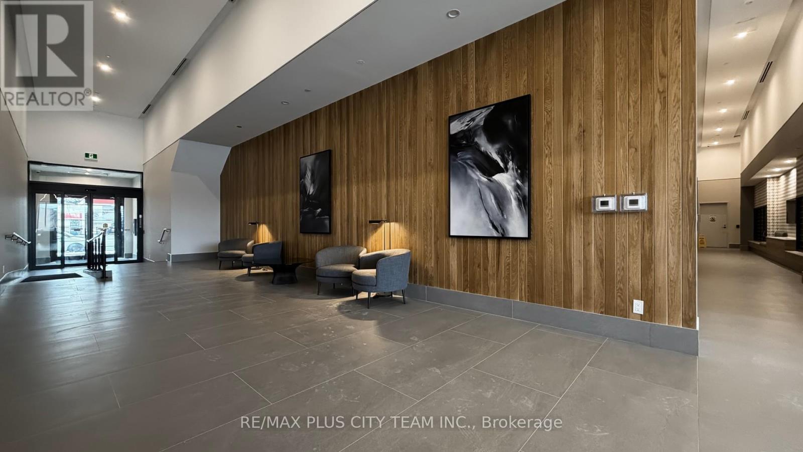 711 - 1007 The Queensway, Toronto, Ontario  M8Z 0H4 - Photo 38 - W12595534