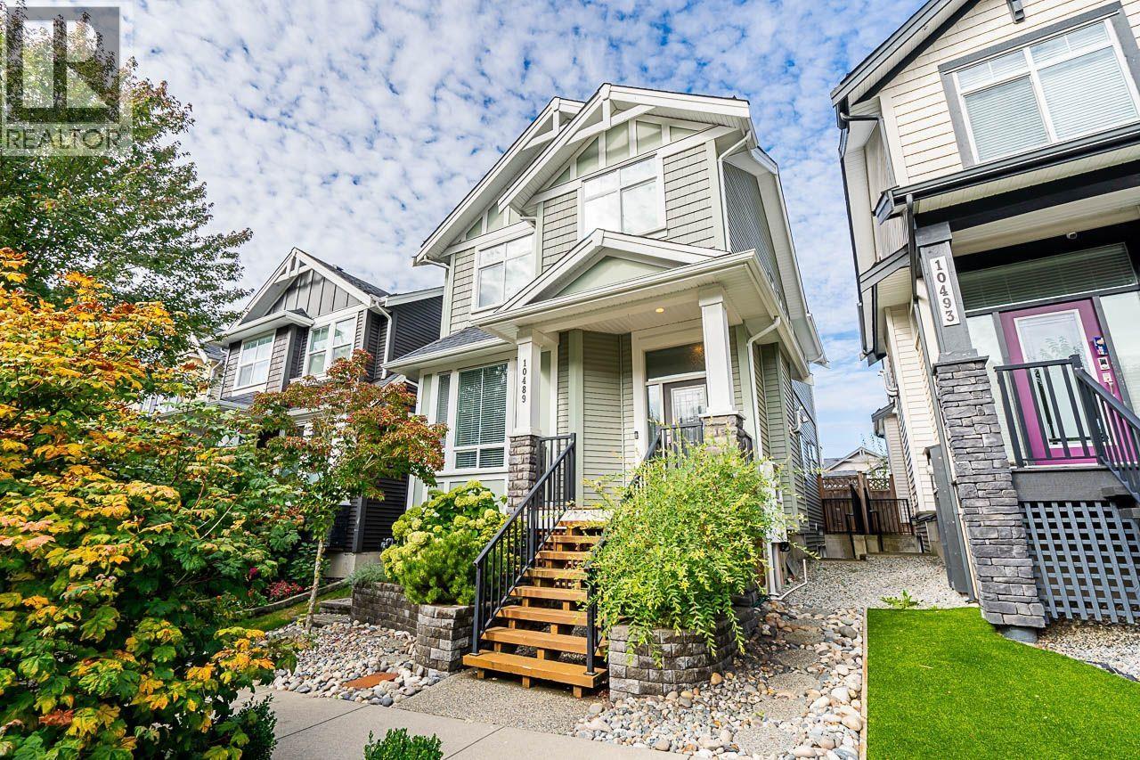10489 ROBERTSON STREET, maple ridge, British Columbia