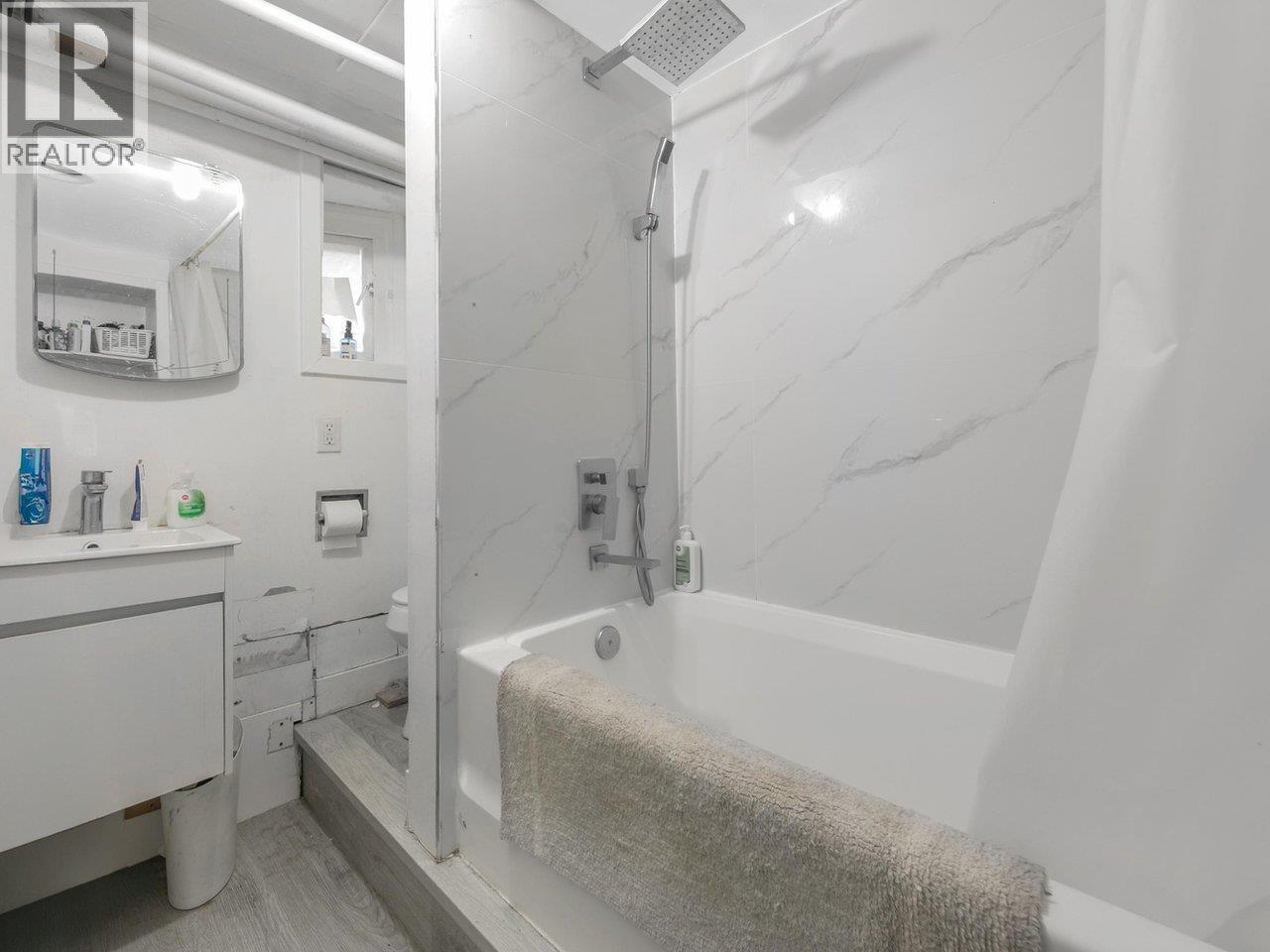 482 W 17th Avenue, Vancouver, British Columbia  V5Y 2A2 - Photo 33 - R3076544