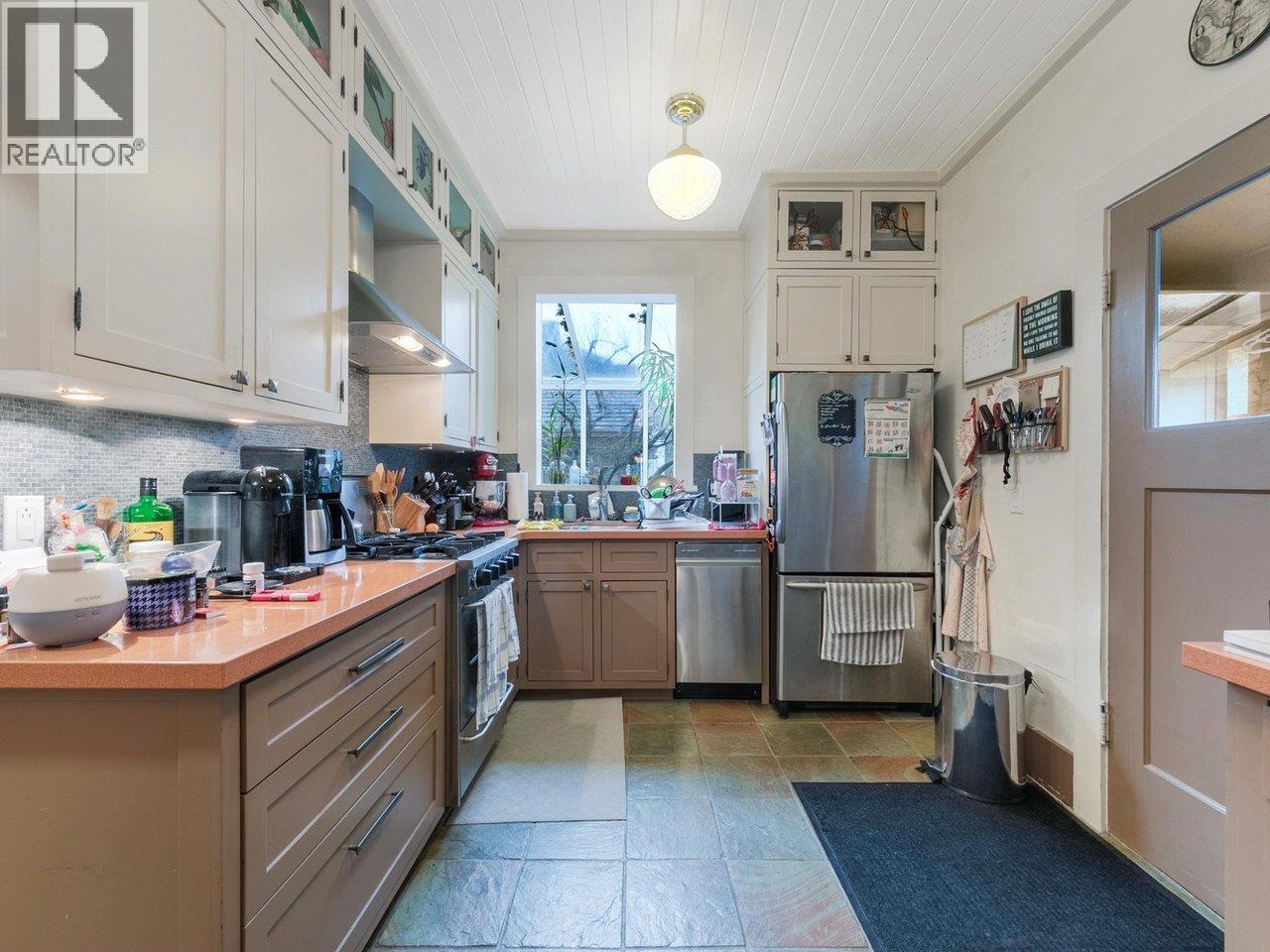 482 W 17th Avenue, Vancouver, British Columbia  V5Y 2A2 - Photo 6 - R3076544