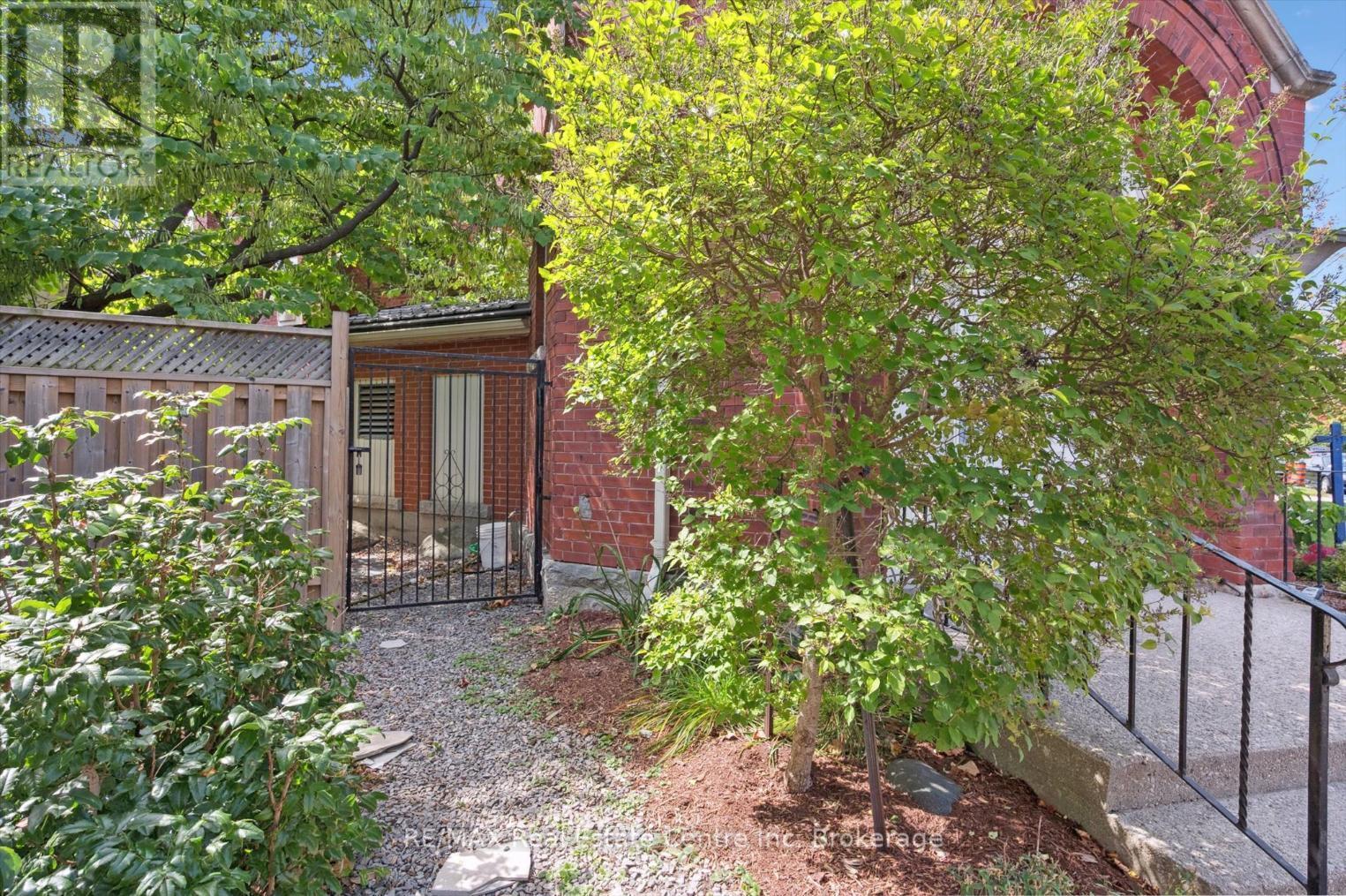 204 - 200 Woolwich Street, Guelph (Downtown), Ontario  N1H 3V7 - Photo 19 - X12669280