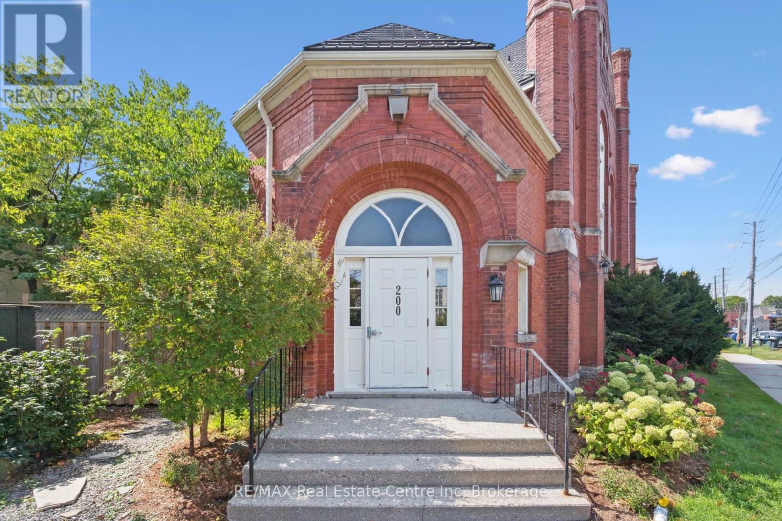 204 - 200 Woolwich Street, Guelph (Downtown), Ontario  N1H 3V7 - Photo 21 - X12669280