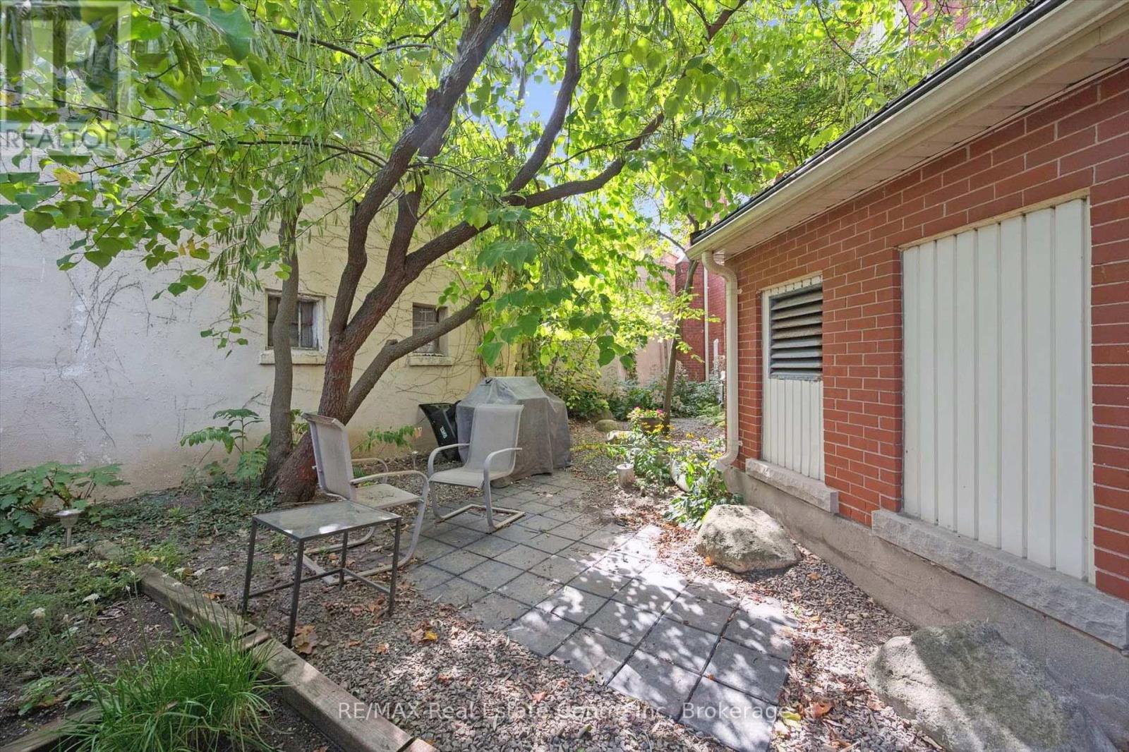 204 - 200 Woolwich Street, Guelph (Downtown), Ontario  N1H 3V7 - Photo 22 - X12669280