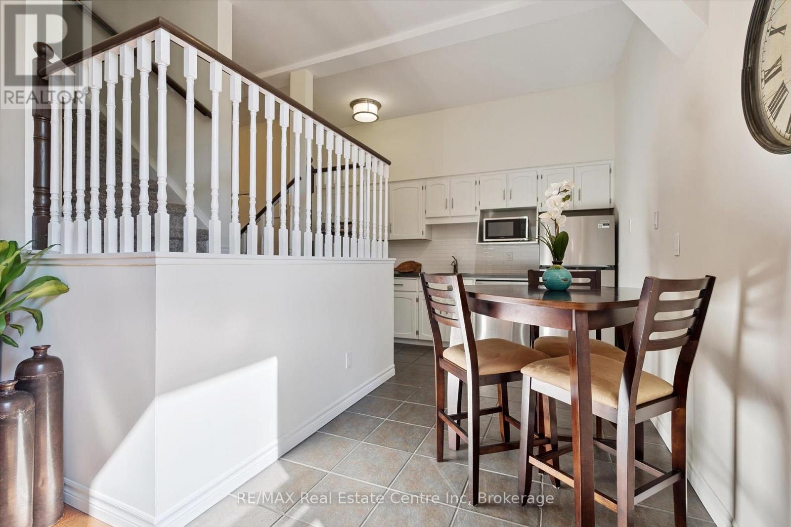 204 - 200 Woolwich Street, Guelph (Downtown), Ontario  N1H 3V7 - Photo 9 - X12669280