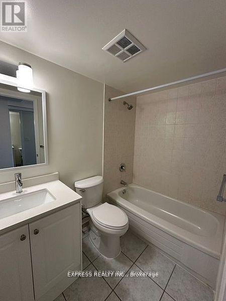 1606 - 29 Pemberton Avenue, Toronto, Ontario  M2M 4L5 - Photo 3 - C12669208