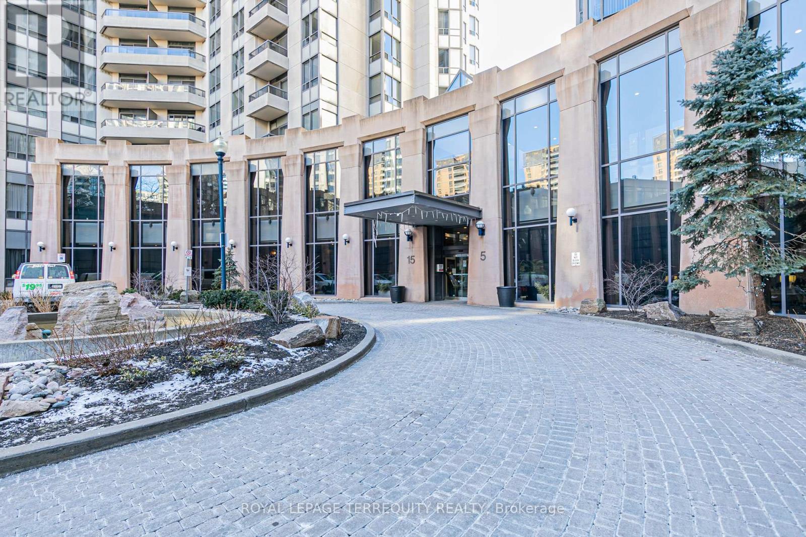 818 - 15 Northtown Way, Toronto, Ontario  M2N 7A2 - Photo 16 - C12669250