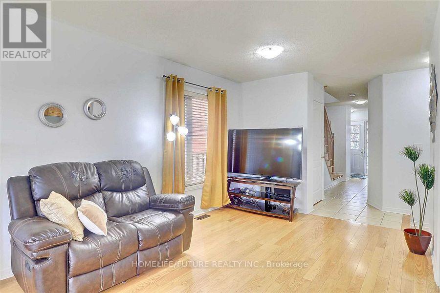 Main - 17 Rivitt Place, Toronto, Ontario  M1X 0A9 - Photo 6 - E12669226