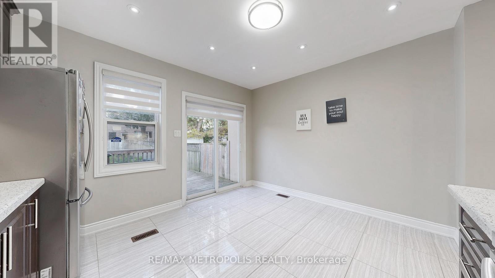 461 Warden Avenue, Toronto, Ontario  M1L 3Y9 - Photo 15 - E12669290