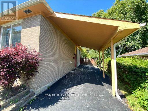 Main - 331 Roywood Crescent, Newmarket, Ontario  L3Y 1A7 - Photo 3 - N12669246