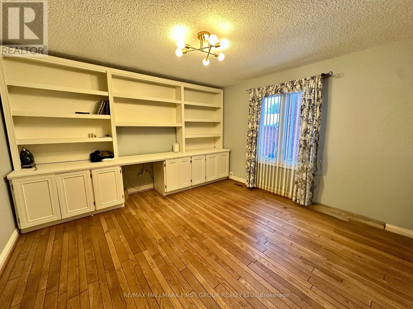 492 Palmtree Crescent, Oshawa, Ontario  L1K 2H3 - Photo 5 - E12653834