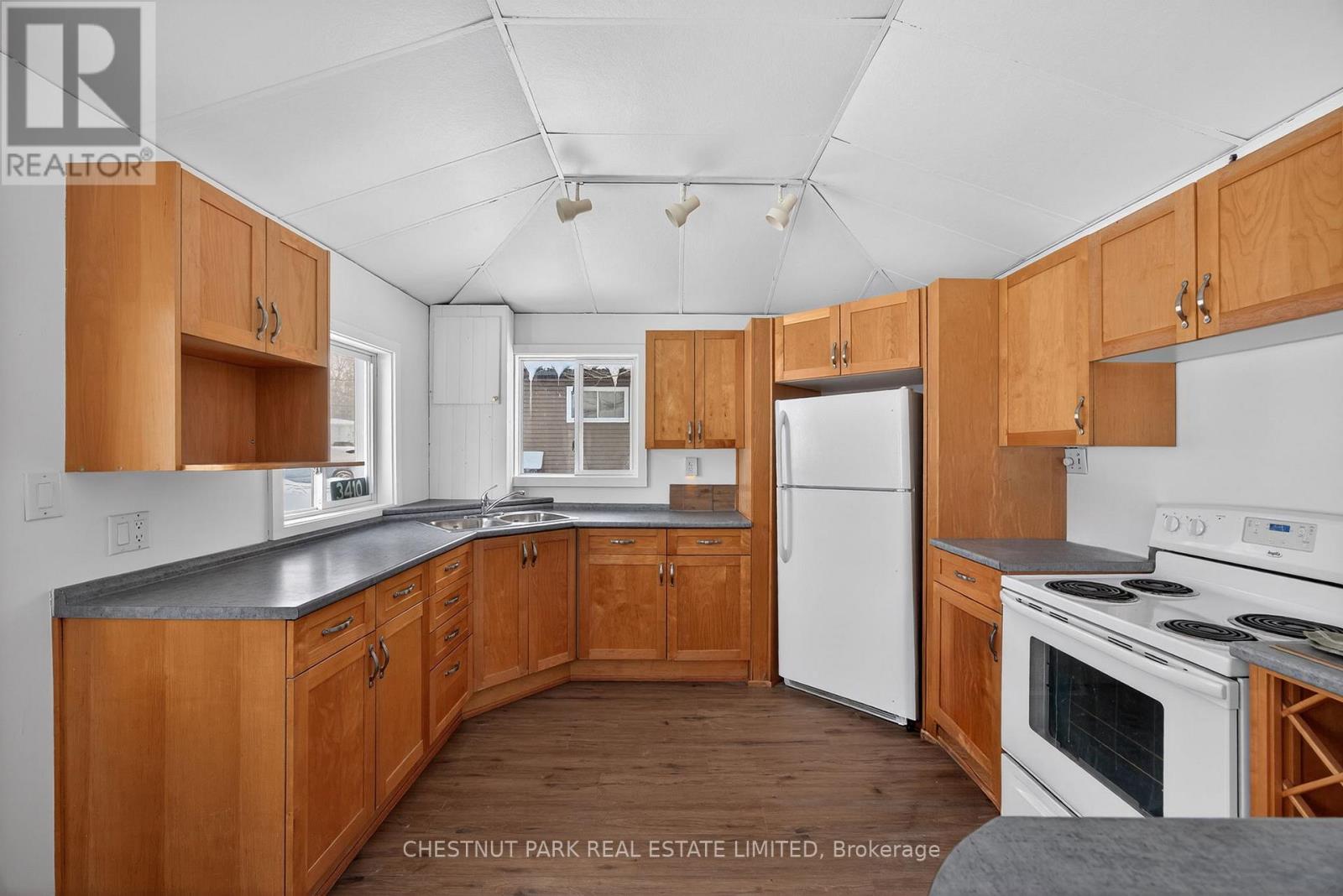 3410 Beachview Avenue, Severn, Ontario  L0K 1G0 - Photo 4 - S12669314