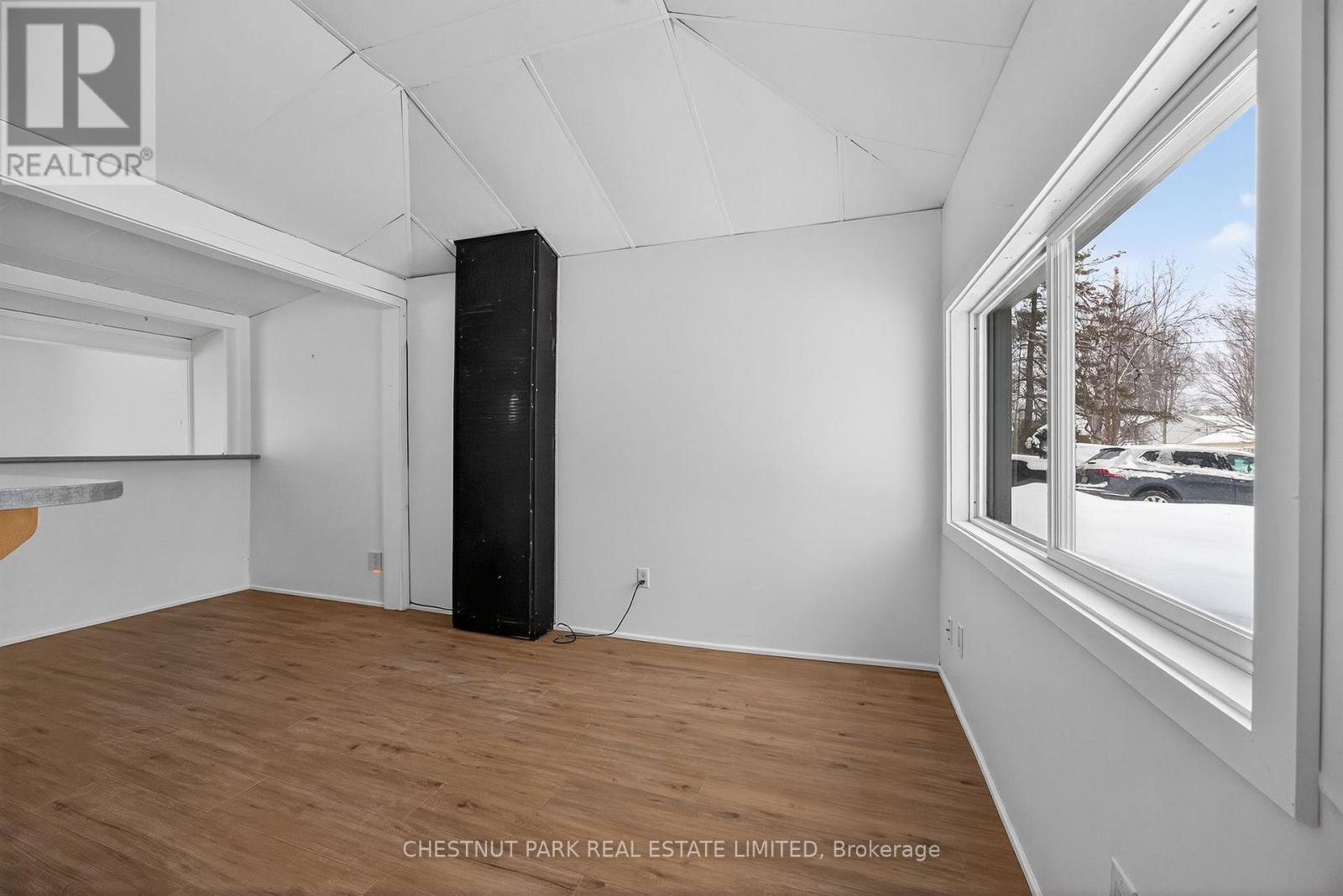 3410 Beachview Avenue, Severn, Ontario  L0K 1G0 - Photo 6 - S12669314