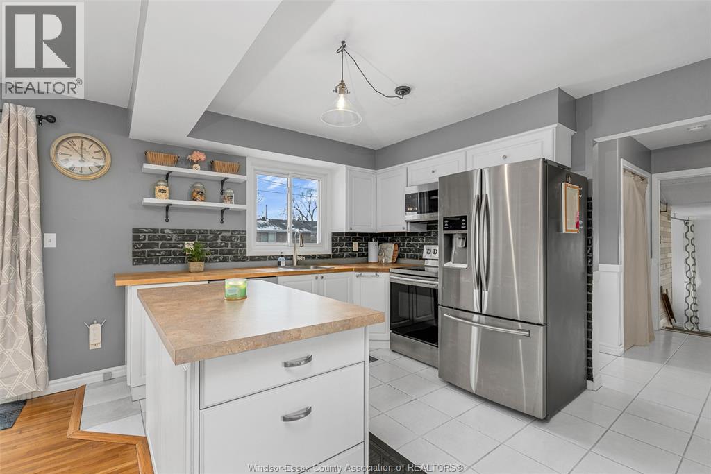 310 Superior, Lasalle, Ontario N9J 1H8 - Photo 15 - 26000304