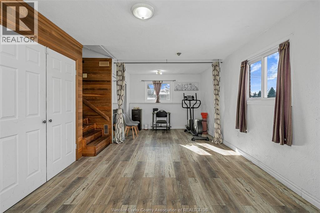 310 Superior, Lasalle, Ontario N9J 1H8 - Photo 29 - 26000304