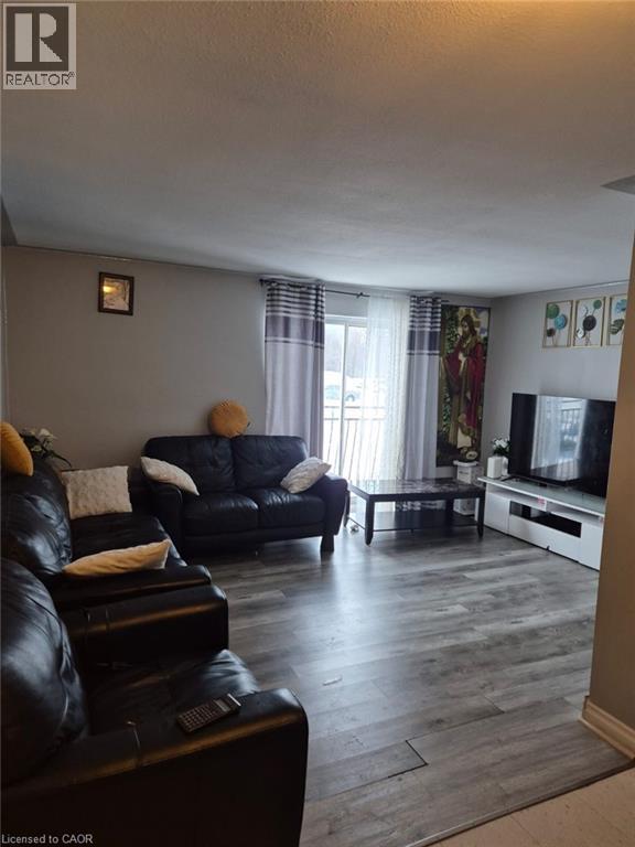 76 Brybeck Crescent Unit# 103, Kitchener, Ontario  N2M 2C6 - Photo 2 - 40796554