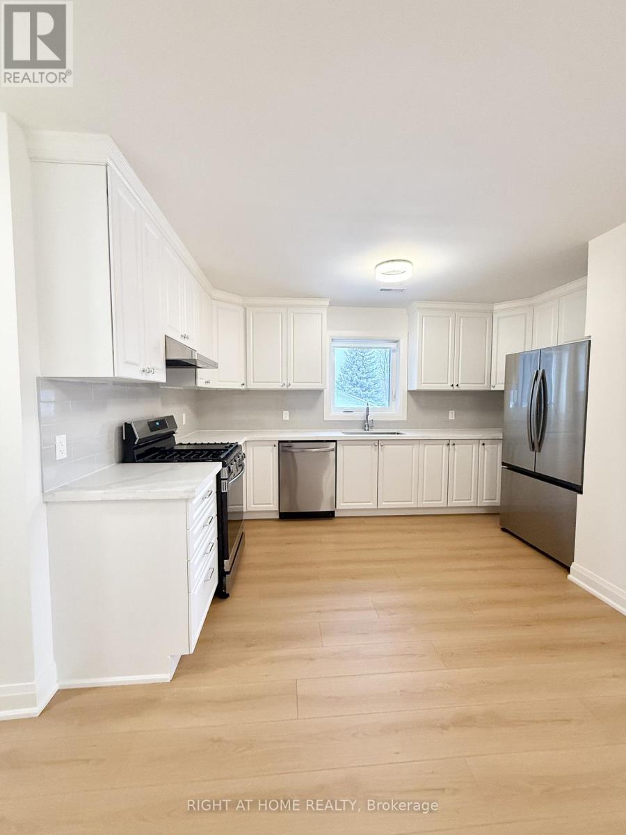 4 - 19 Arrowsmith Avenue, Toronto, Ontario  M6M 2W8 - Photo 8 - W12669164