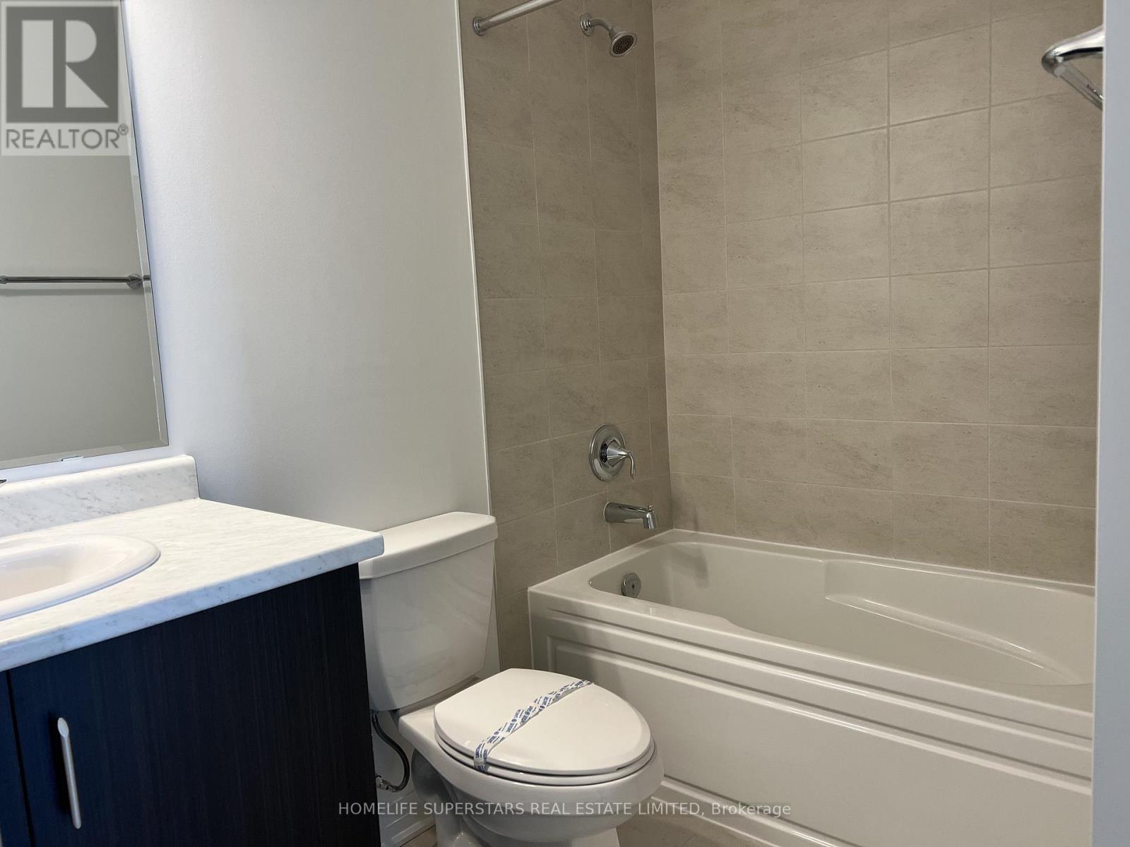 204 - 95 Dundas Street W, Oakville, Ontario  L6M 5N4 - Photo 12 - W12669184