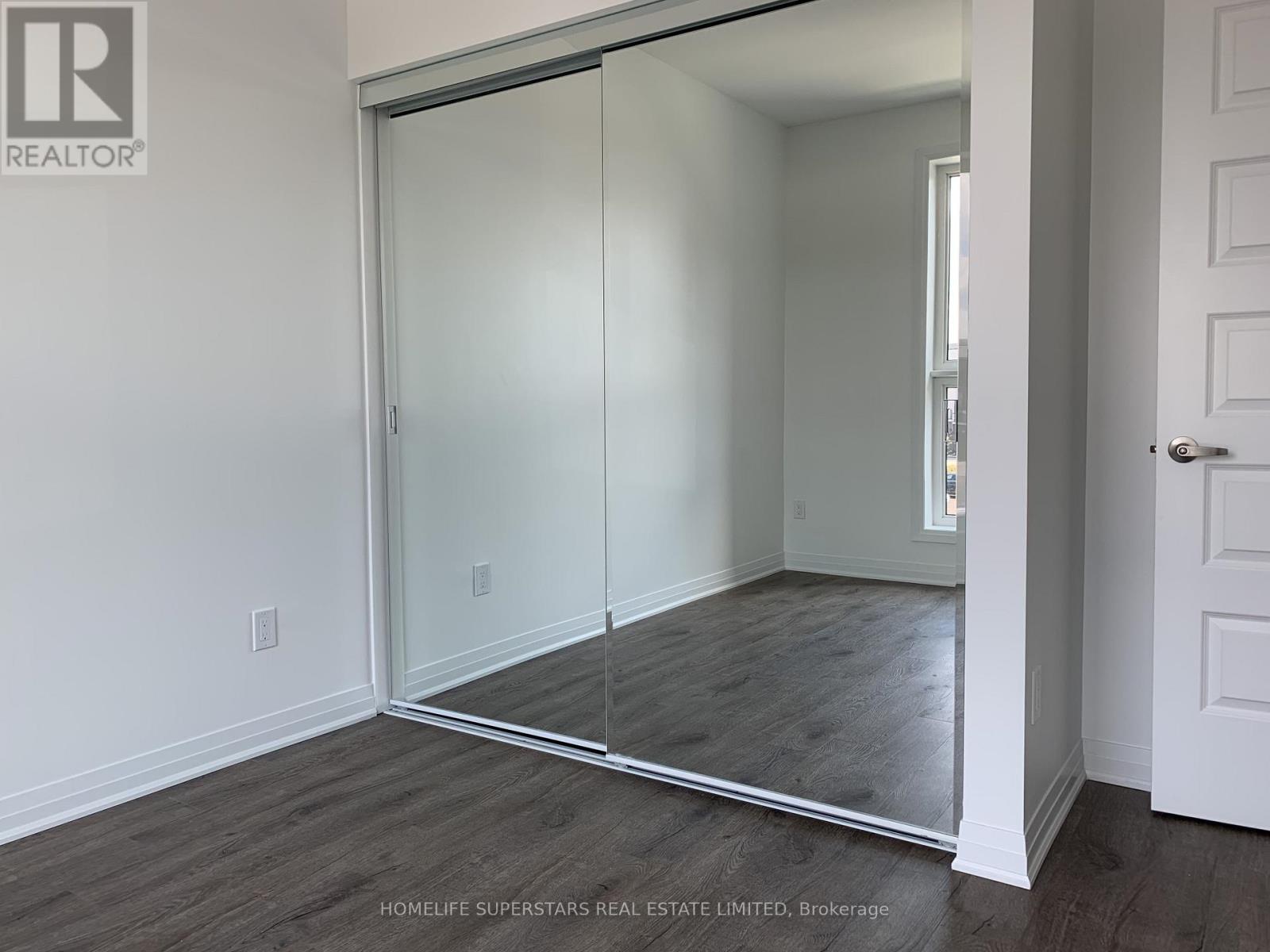 204 - 95 Dundas Street W, Oakville, Ontario  L6M 5N4 - Photo 15 - W12669184