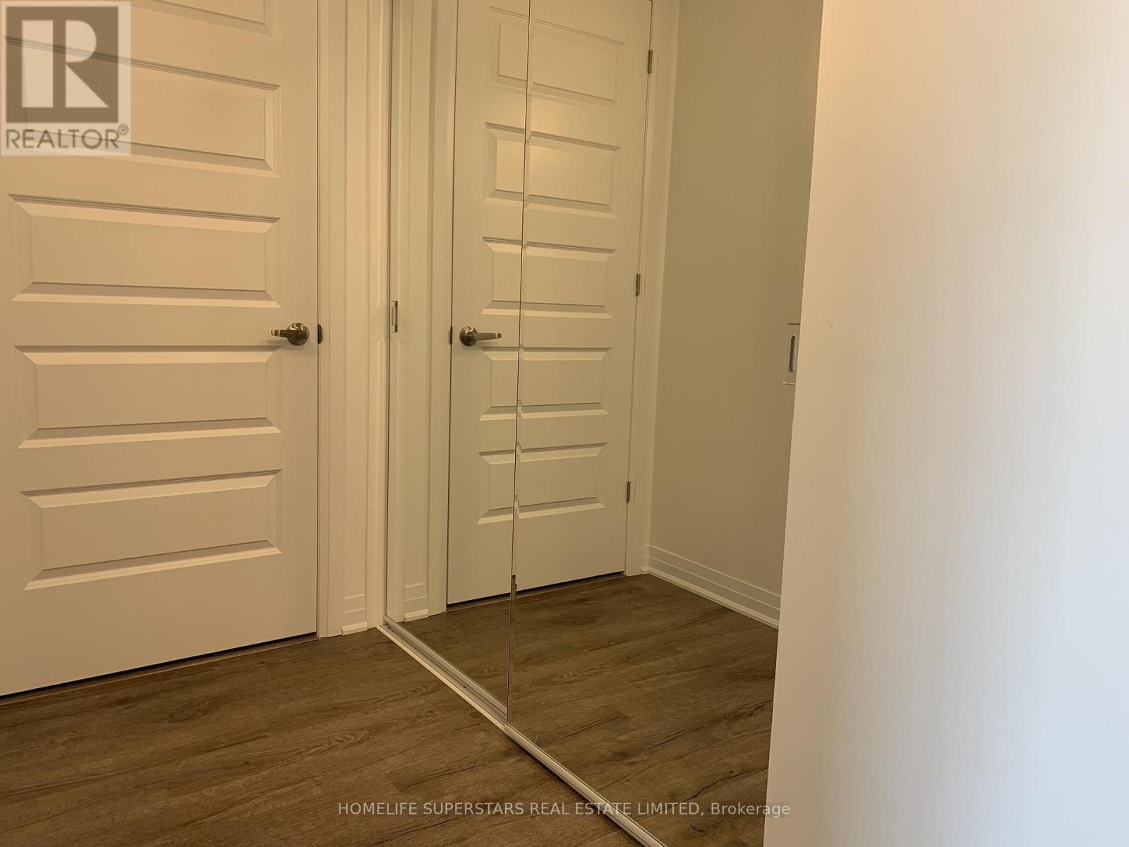 204 - 95 Dundas Street W, Oakville, Ontario  L6M 5N4 - Photo 17 - W12669184