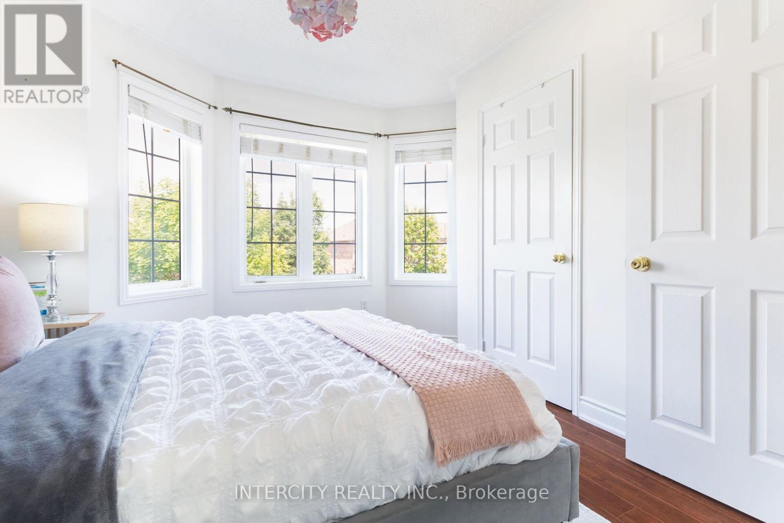 18 Snowshoe Lane, Brampton, Ontario  L6R 0J1 - Photo 34 - W12669240