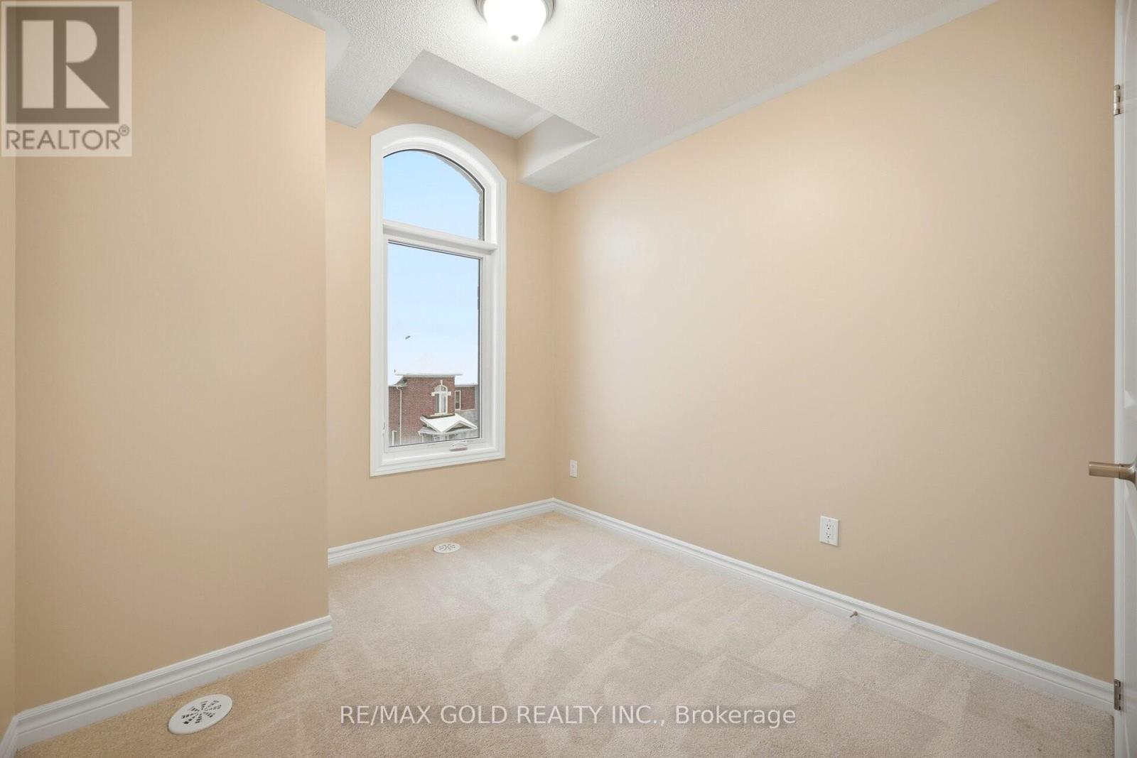 52 Savino Drive, Brampton, Ontario  L6Z 0J7 - Photo 17 - W12669244