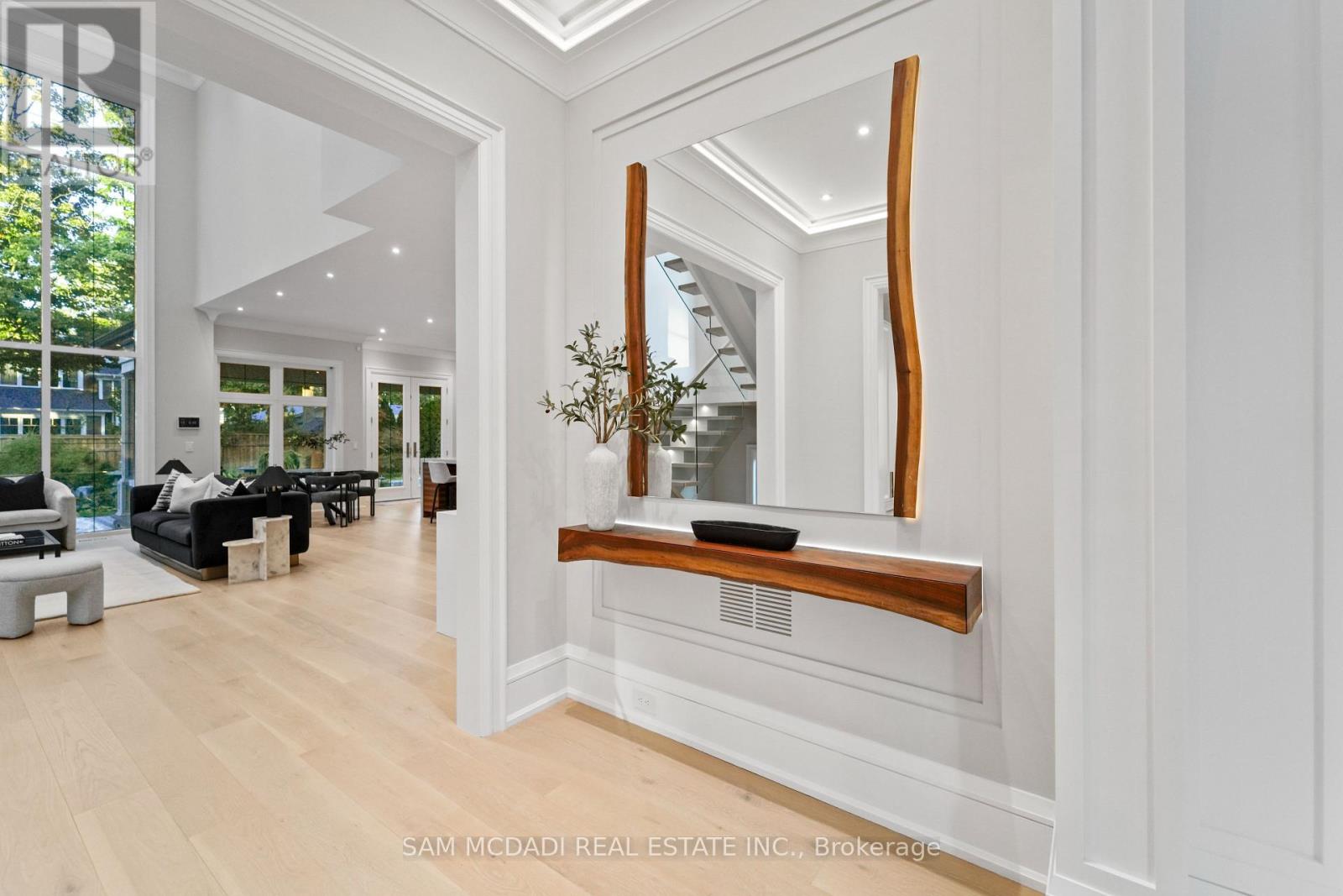 371 Willis Drive, Oakville, Ontario  L6L 4T9 - Photo 10 - W12669254