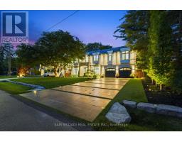371 WILLIS DRIVE, Oakville, Ontario