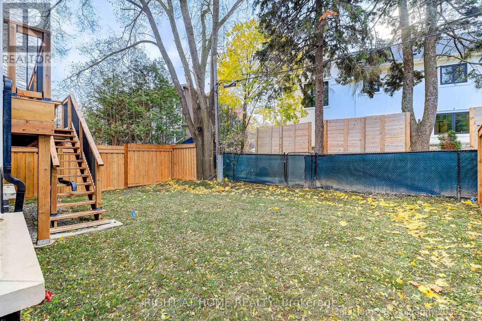 28 Pine Avenue, Mississauga, Ontario  L5H 2P6 - Photo 26 - W12669288