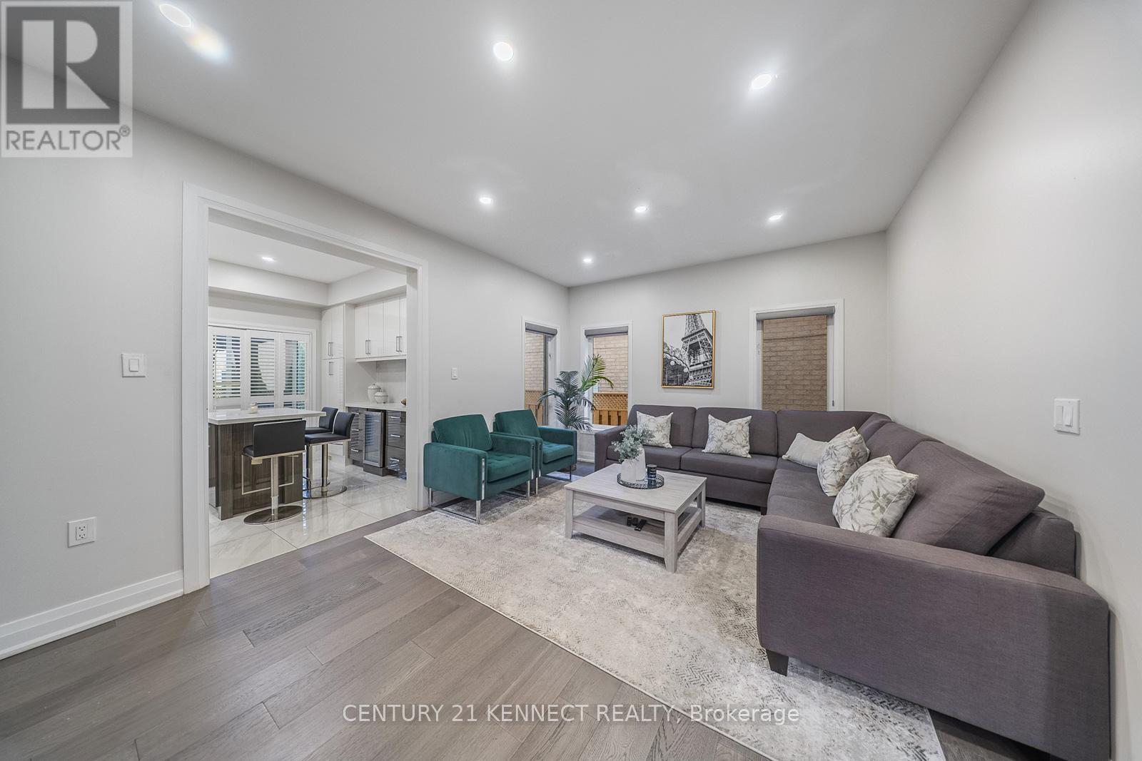 656 Kaiser Drive, Mississauga, Ontario  L5W 1T6 - Photo 11 - W12669304