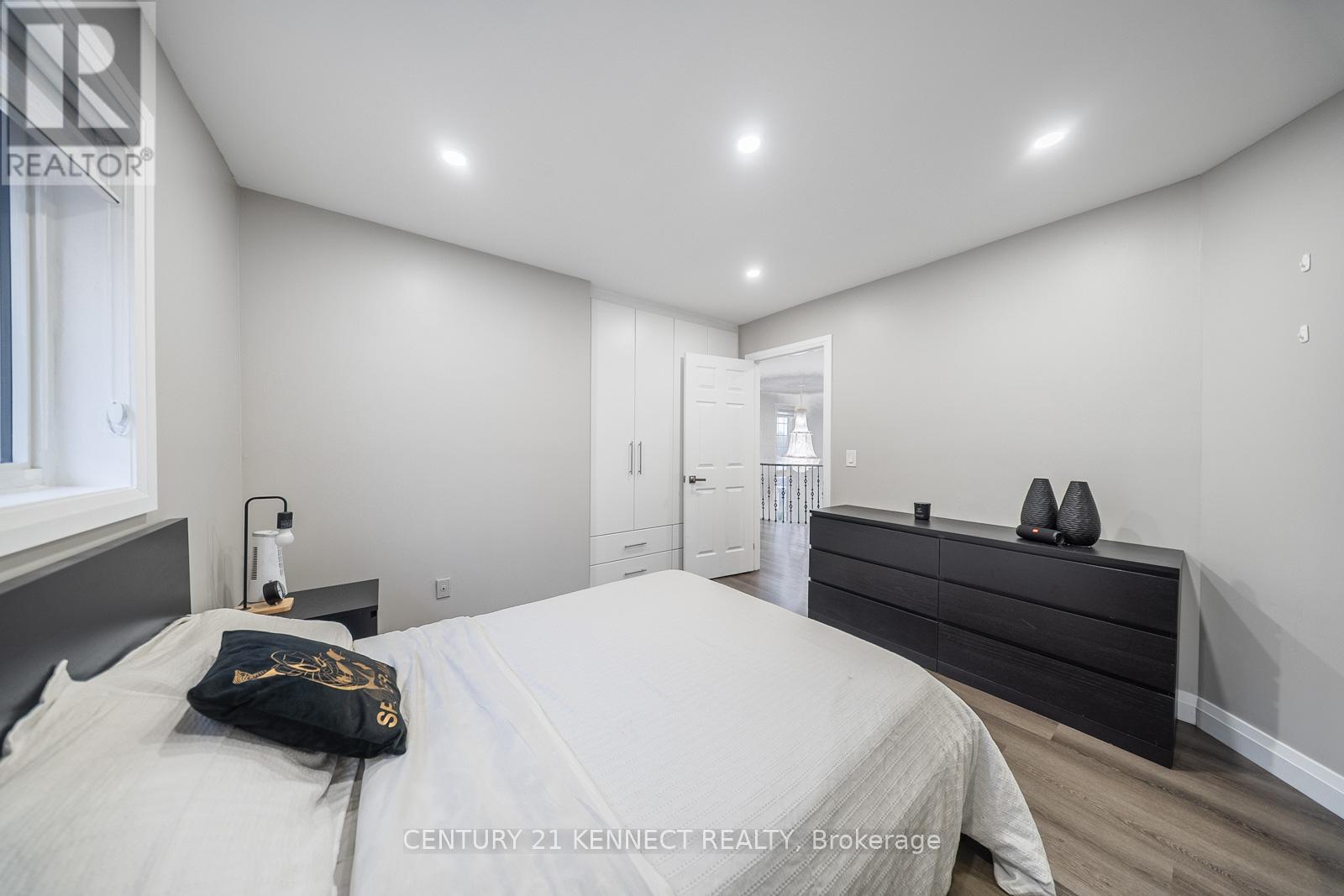 656 Kaiser Drive, Mississauga, Ontario  L5W 1T6 - Photo 31 - W12669304