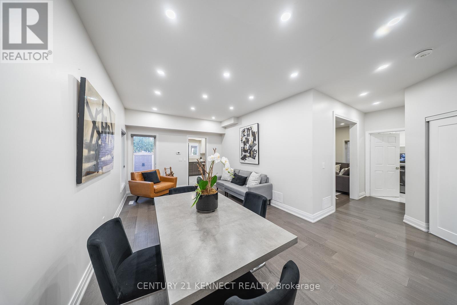 656 Kaiser Drive, Mississauga, Ontario  L5W 1T6 - Photo 8 - W12669304