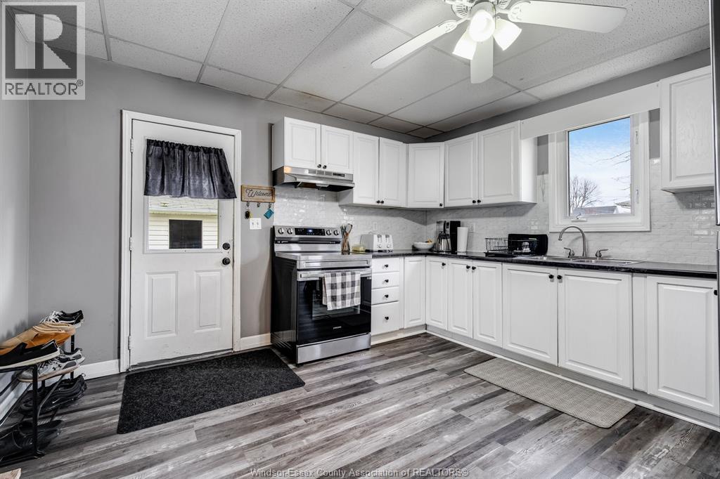 20 Churchill Avenue, Leamington, Ontario  N8H 3R4 - Photo 13 - 26000377