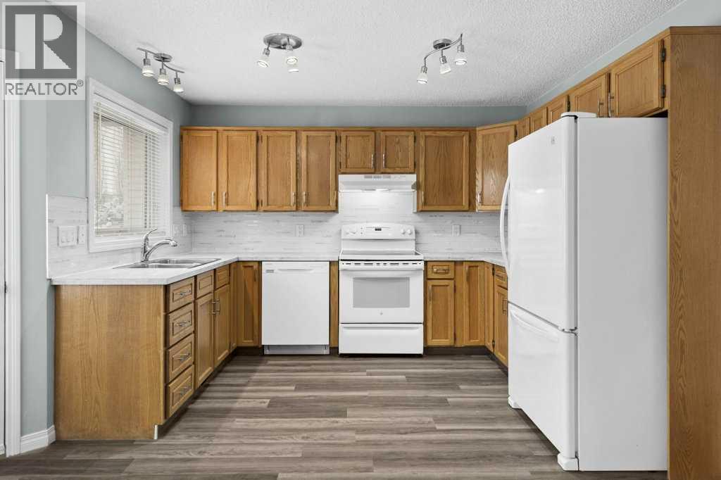 3641 Douglas Woods Heights Se, Calgary, Alberta  T2Z 2G4 - Photo 9 - A2273239