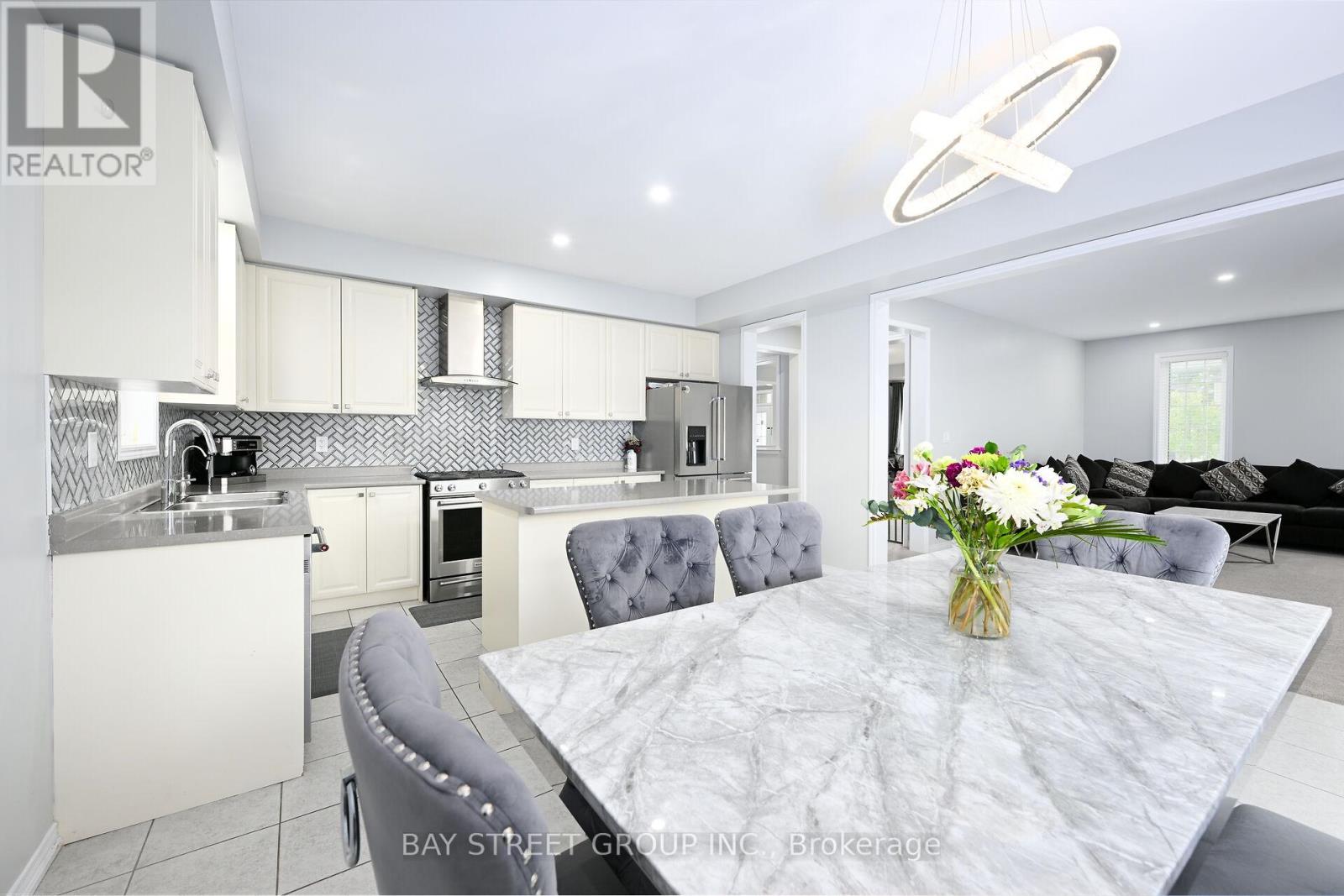 19 Froggy Drive, Thorold, Ontario  L9B 0G9 - Photo 13 - X12669234